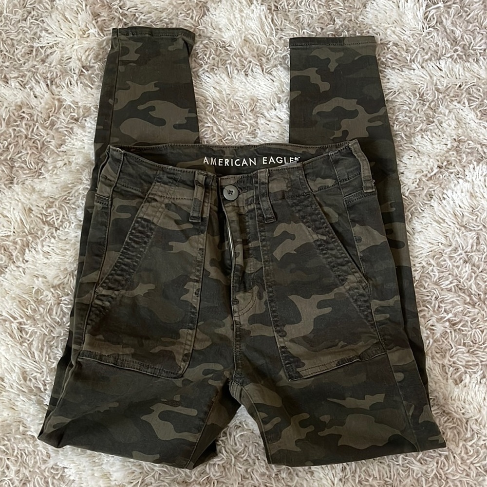 American eagle camo pants